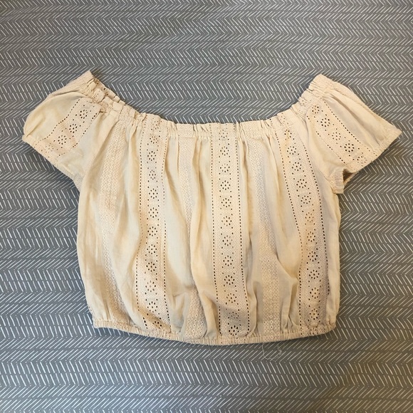 Tilly's Tops - ❄️ Tilly’s Sky and Sparrow Crop Top